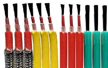 碳纖維發(fā)熱電纜導(dǎo)電嗎？碳纖維的特性